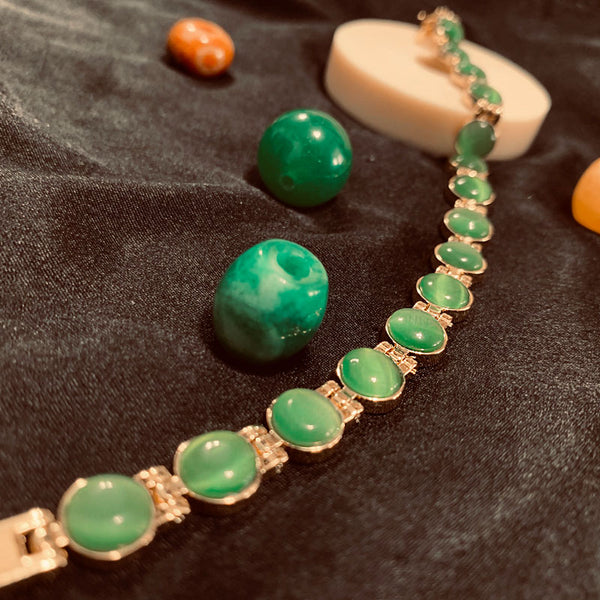 Feng Shui Bracelet 18K Gold Plated Green Cats Eye Stone By The Palace Dream