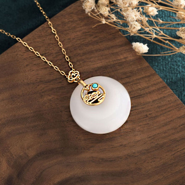 Feng Shui Aupicious Chalcedony Lucky White Jade Pendant Gold necklace
